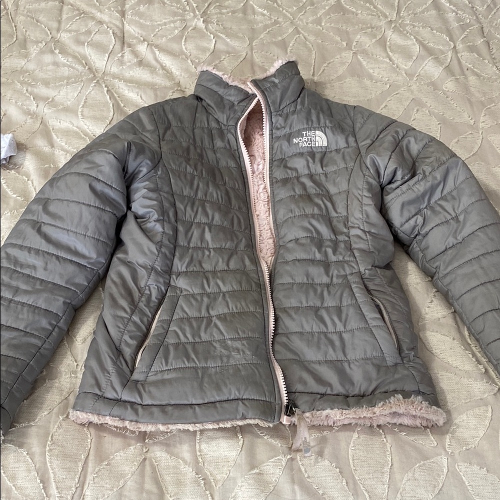 The North Face reversible jacket size 10/12 girls
